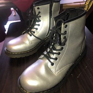 Dr.Martens Size 4 silver NEW